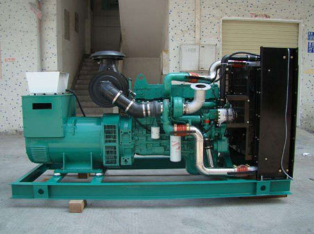 黎母山镇1100kw康明斯柴油发电机组图片 黎母山镇1100kw康明斯柴油发电机组图片